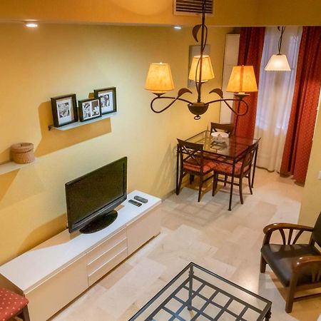 Apartamento Lirio Donkey Севиля Екстериор снимка