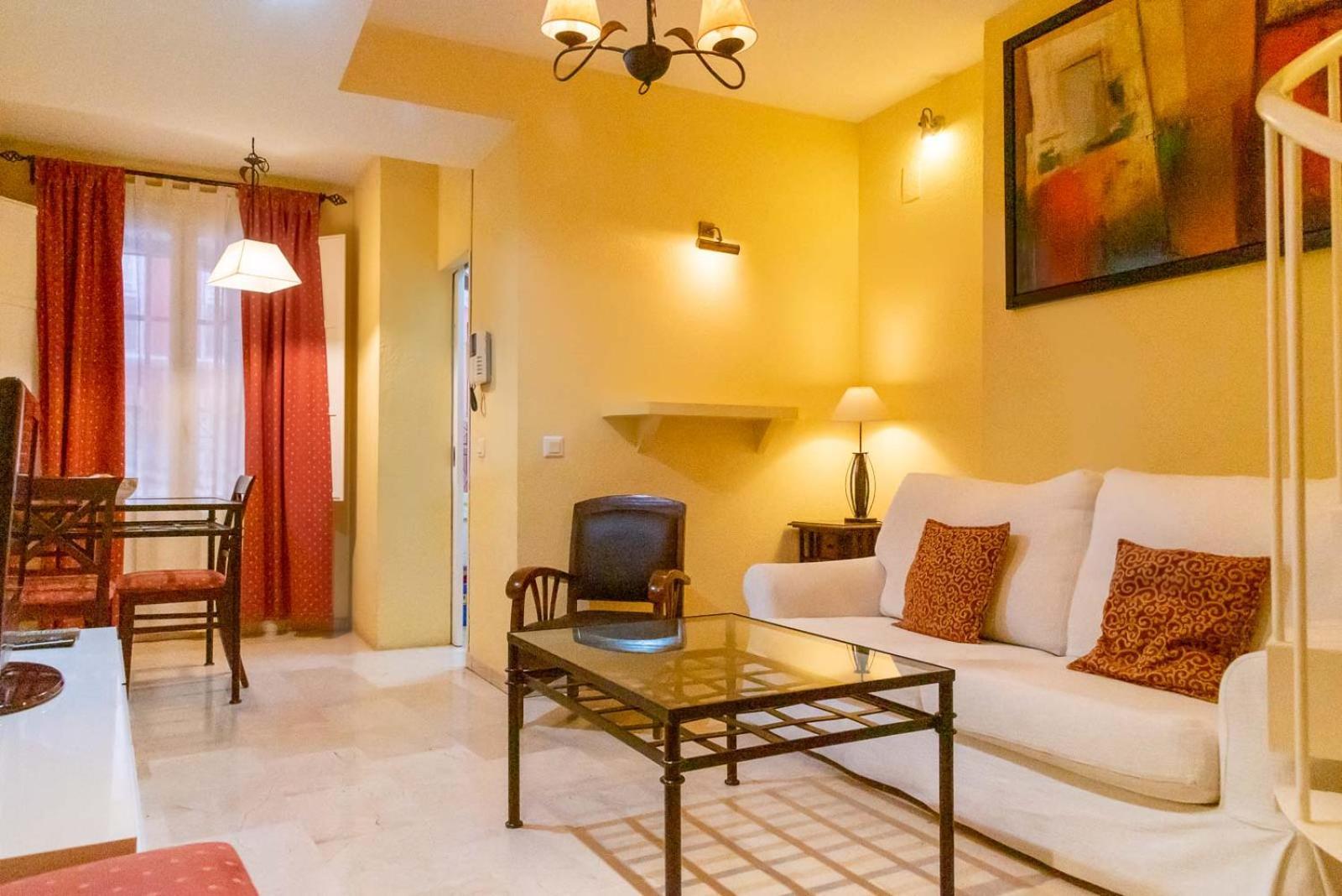 Apartamento Lirio Donkey Севиля Екстериор снимка